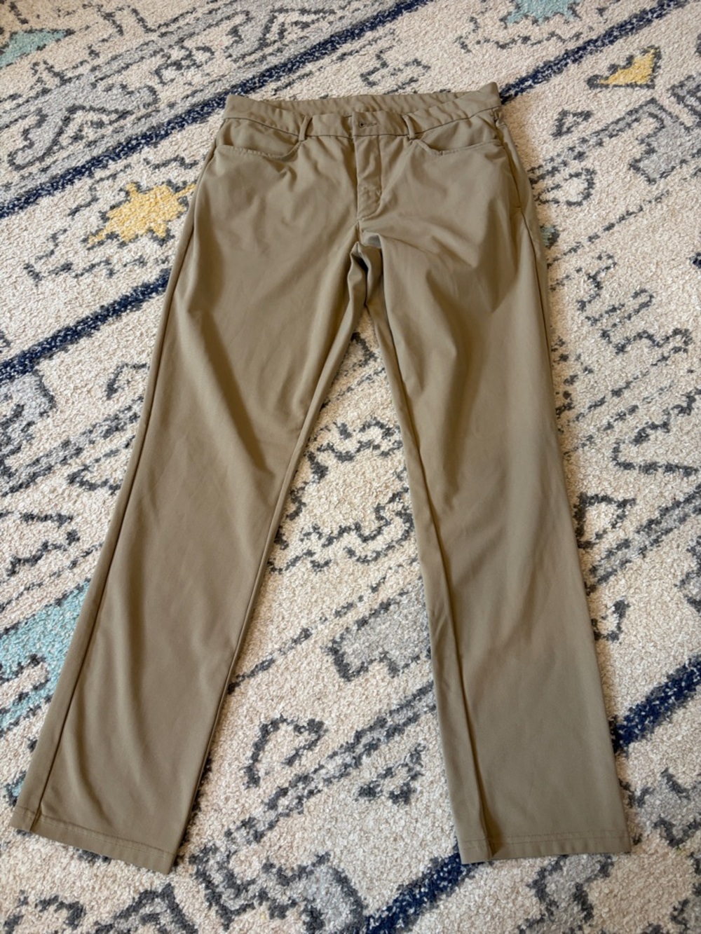 Old Navy men’s slim 4 way stretch pants 33x32